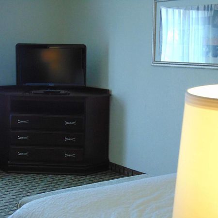 Hampton Inn & Suites Cleveland-Ментор Екстер'єр фото