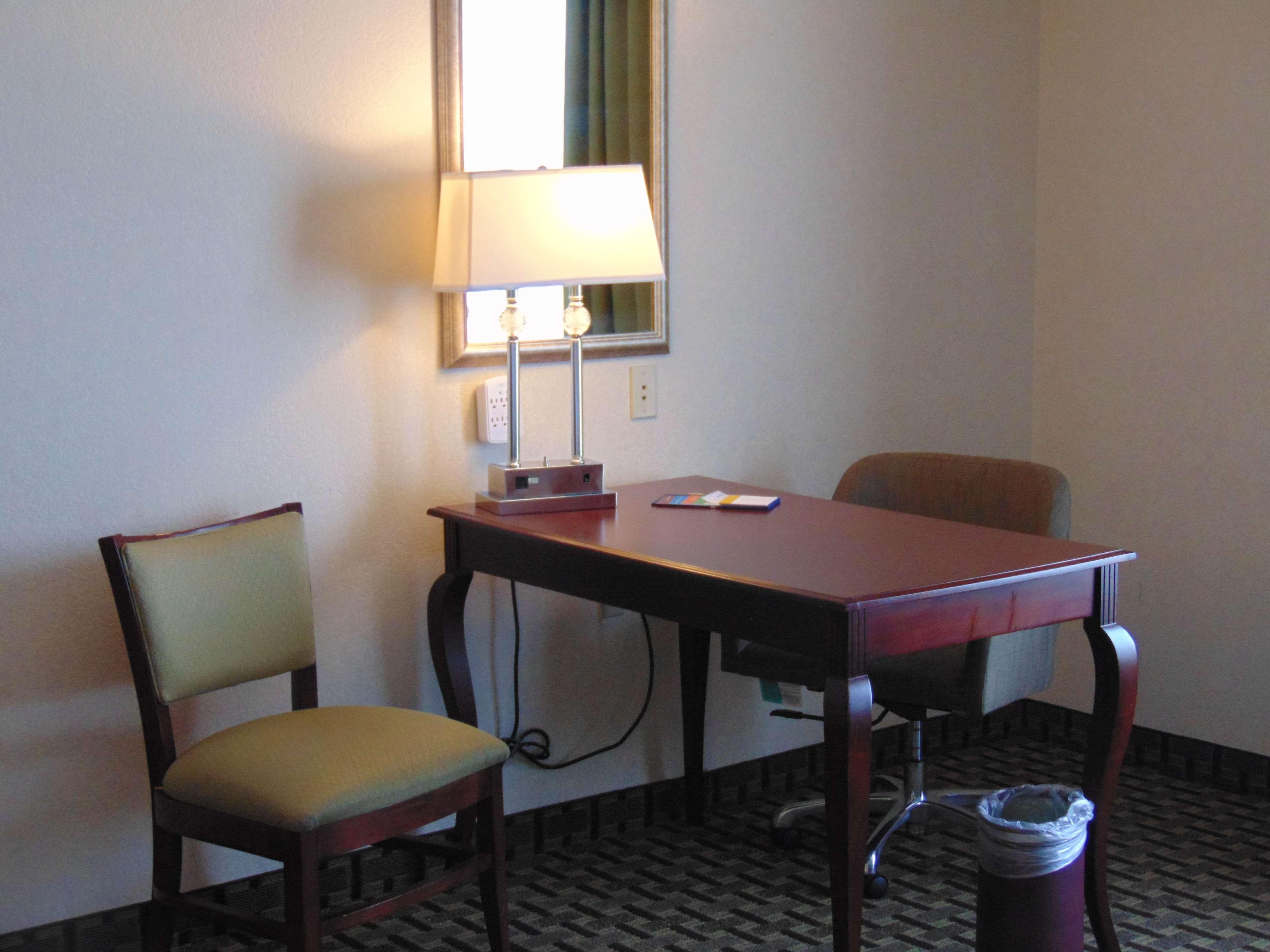 Hampton Inn & Suites Cleveland-Ментор Екстер'єр фото