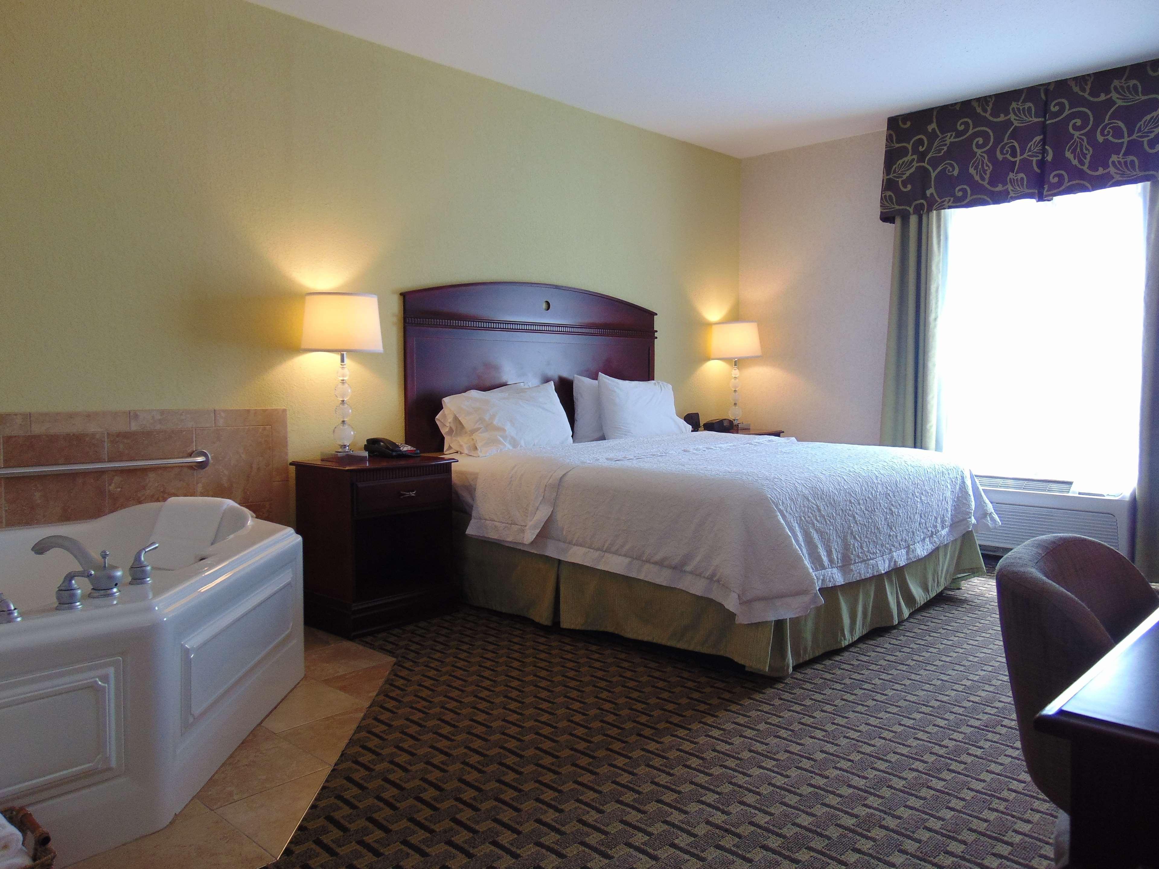 Hampton Inn & Suites Cleveland-Ментор Екстер'єр фото