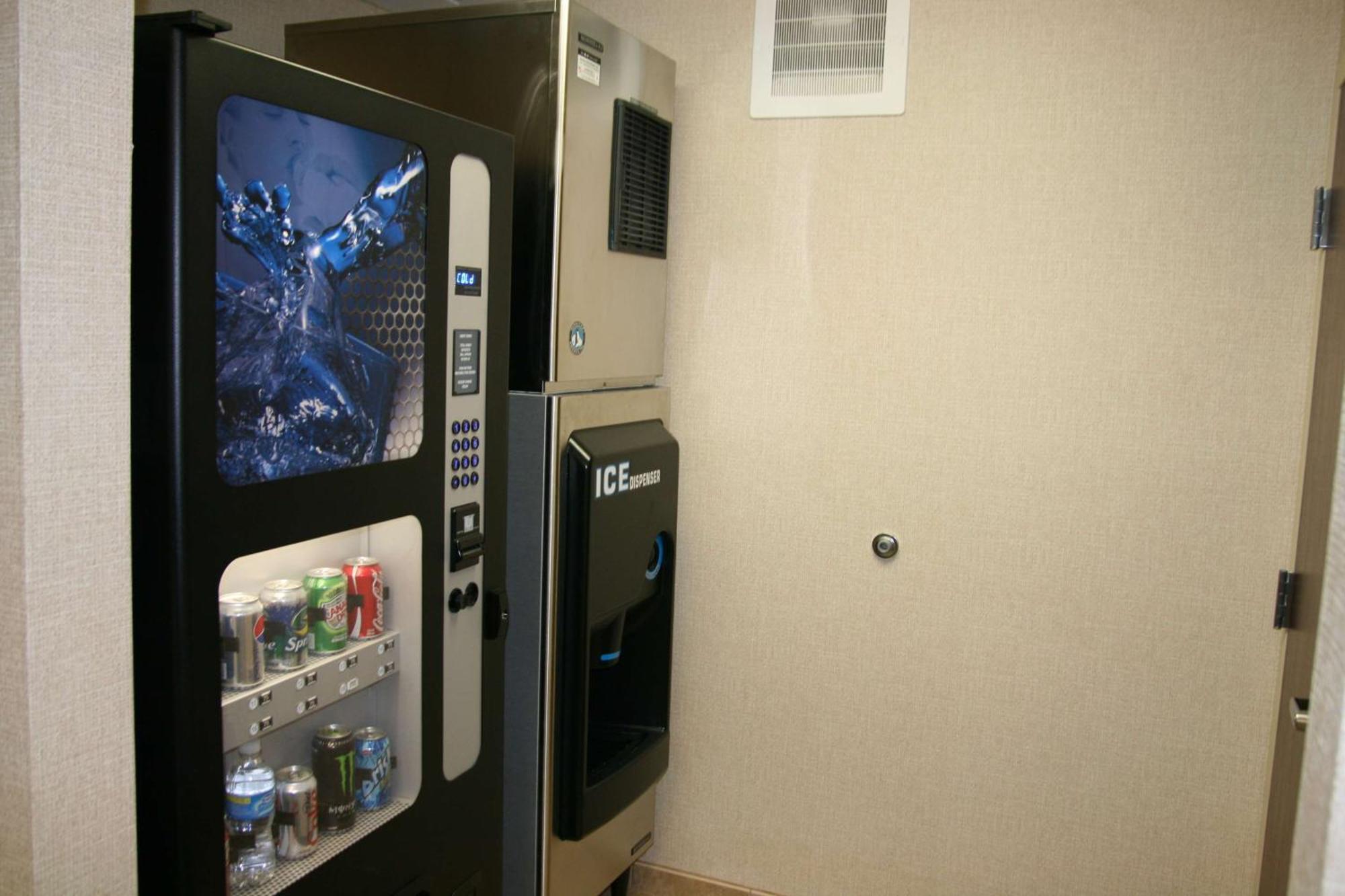 Hampton Inn & Suites Cleveland-Ментор Екстер'єр фото