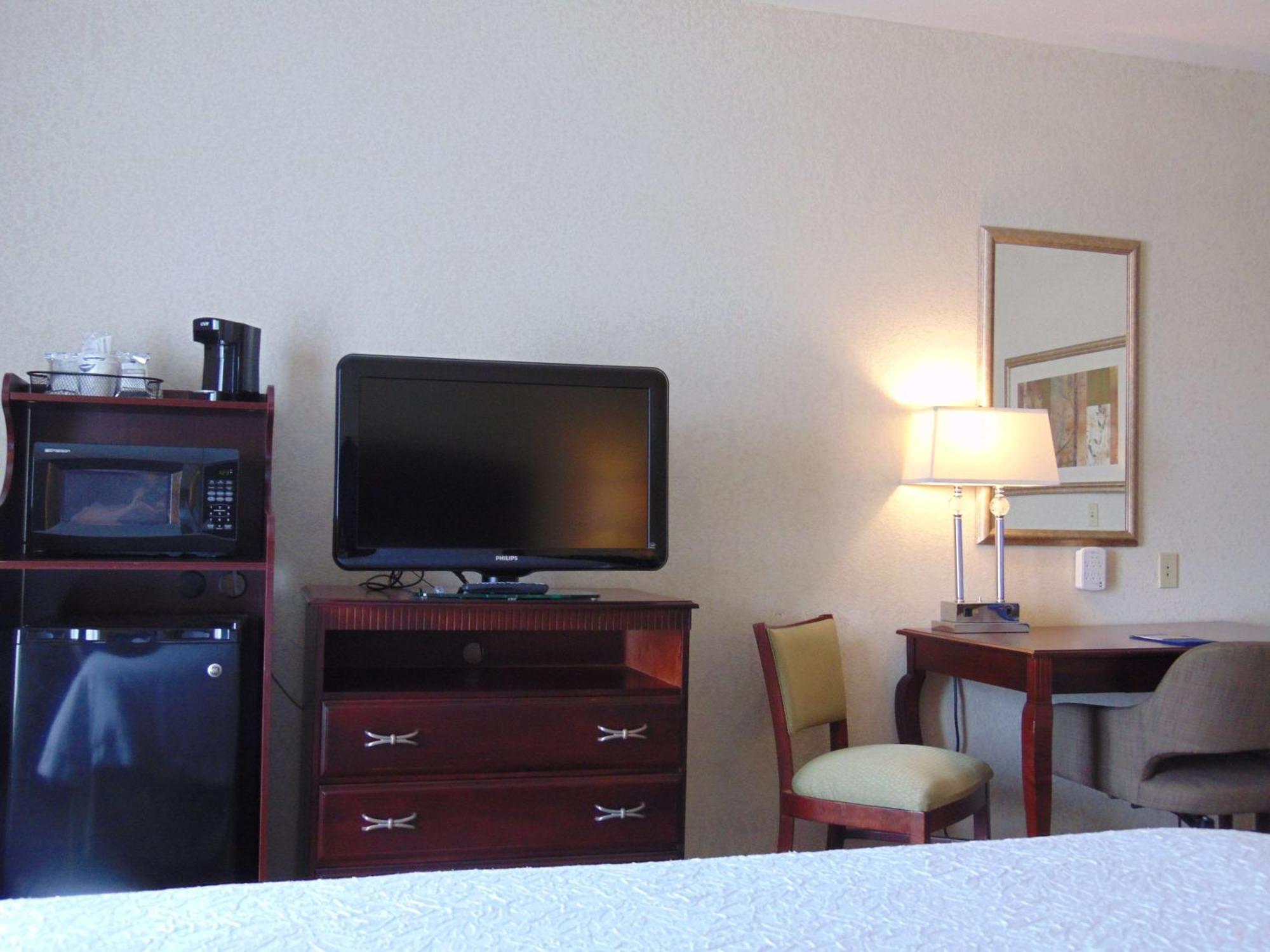 Hampton Inn & Suites Cleveland-Ментор Екстер'єр фото
